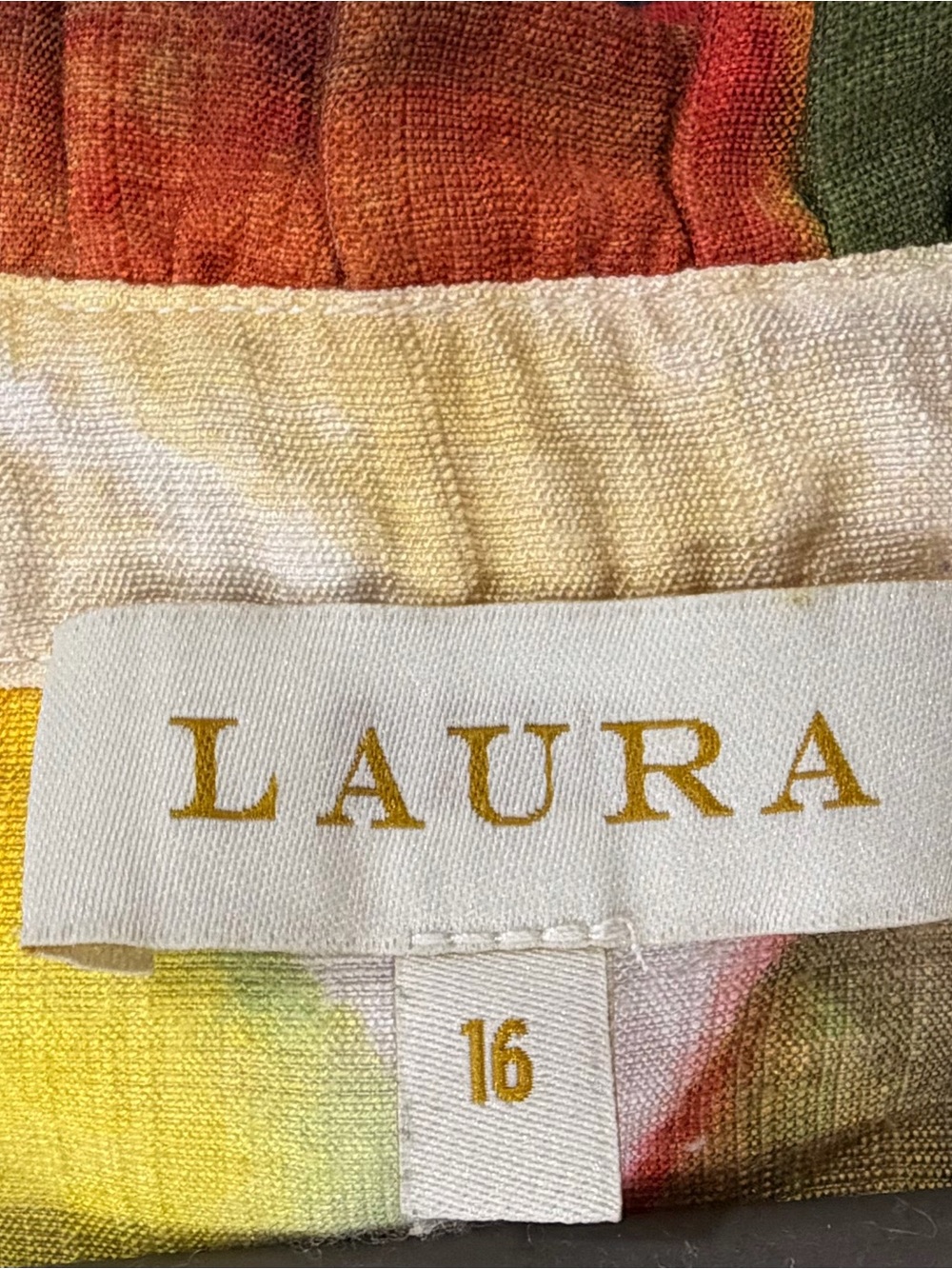Watercolor Patchwork Button-Front Blouse in Multi-Color - Picture 4 of 5